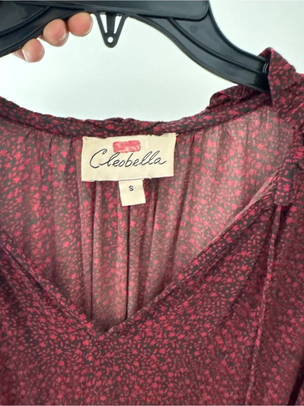 Cleobella Burgundy Red Micro Floral V-Neck Ruffle Blouse - Picture 3 of 4